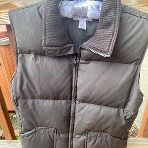 Old Navy Women's Black Puffer Vest